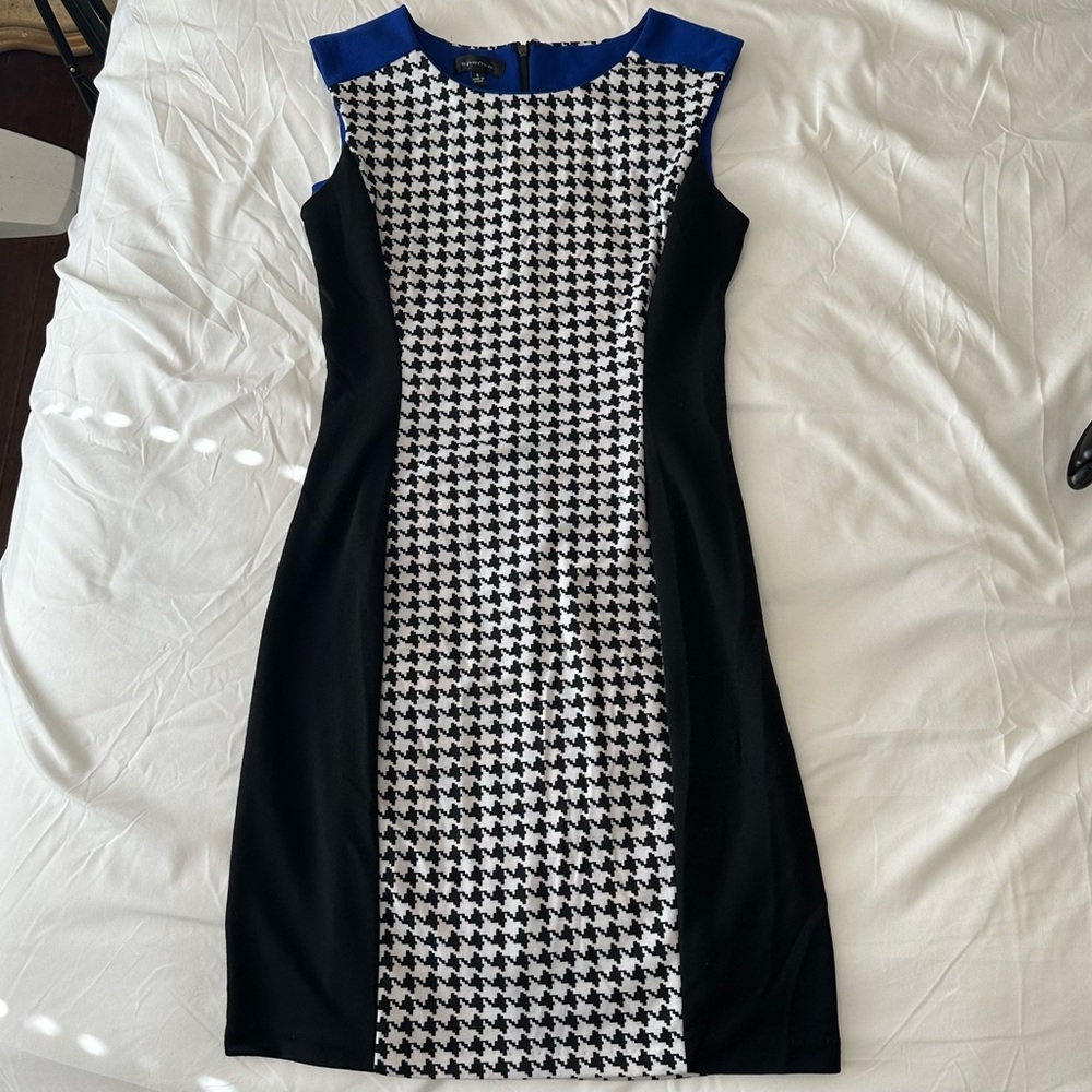 Causal dress